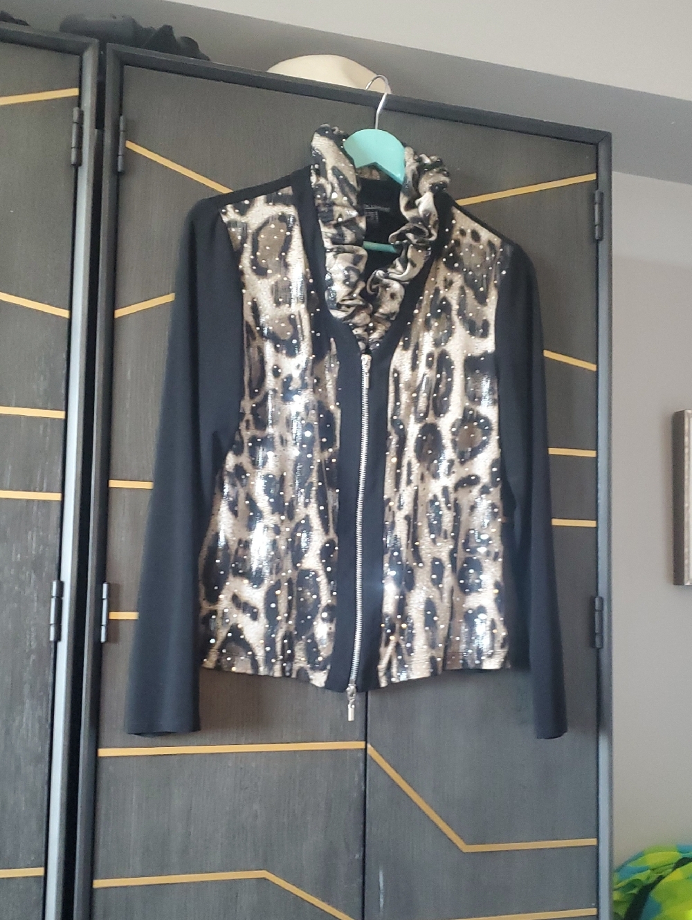 Frank Lyman Design Black and Gold Leopard Sequin Jacket